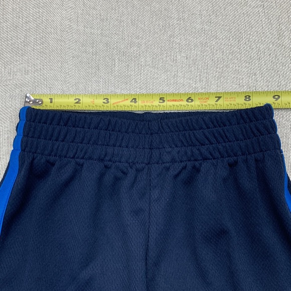 CHAMPION Little Boys Contrast Binding "C" Patch Shorts Size 4 - Picture 5 of 7